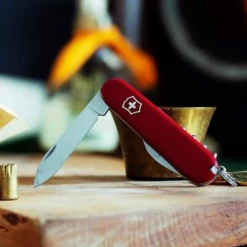Victorinox Waiter - Red 11 Victorinox Waiter - Red