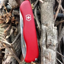 Victorinox Adventure Red Liner-Lock V0.8453