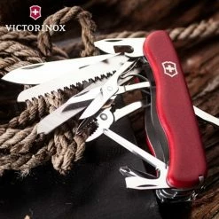 Victorinox Work Champ - Red Multi-Tools