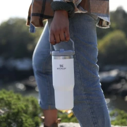 Stanley Iceflow Flip Straw 20oz - Polar White 15 Stanley Iceflow Flip Straw 20oz - Polar White