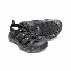 Keen Newport H2 (Men) - Black/Swirl Outsole 12 Keen Newport H2 (Men) - Black/Swirl Outsole