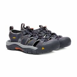 Keen Newport H2 (Men) - India Ink/Rust