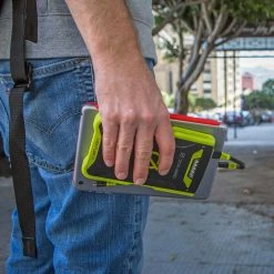 GOALZERO Goal Zero Venture 70 Solar Recharger (Micro/Lightning) Batteries