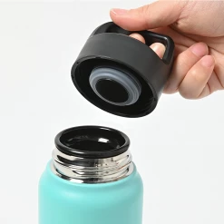 Peacock 0.60L Handle Lid Bottle - Green