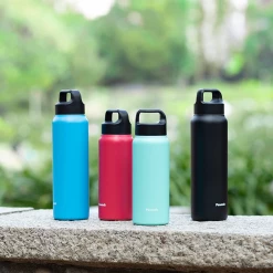 Peacock 0.60L Handle Lid Bottle - Green