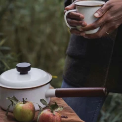 Barebones Enamel Saucepan 26 Barebones Enamel Saucepan