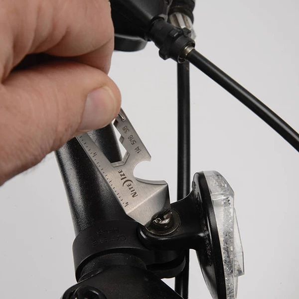 Nite Ize DoohicKey Key-Tool - Black 7 Nite Ize DoohicKey Key-Tool - Black