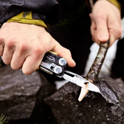 Leatherman Topo Signal® Multi-Tool - Green