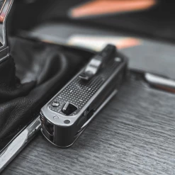 Leatherman Free™ T4 Multi-Tool - Stainless Steel