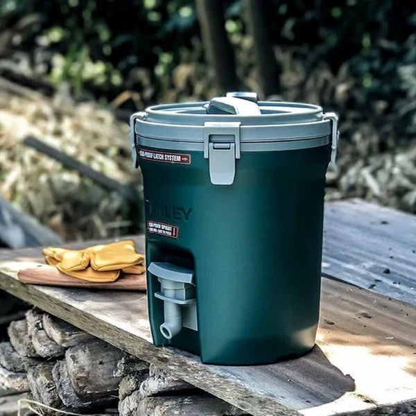 Stanley AdventureWater Jug 2 Gallon 11 Stanley AdventureWater Jug 2 Gallon