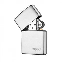Zippo 200zl Classic Brushed Chrome With Zippo Logo - Refillable Windproof Lighter